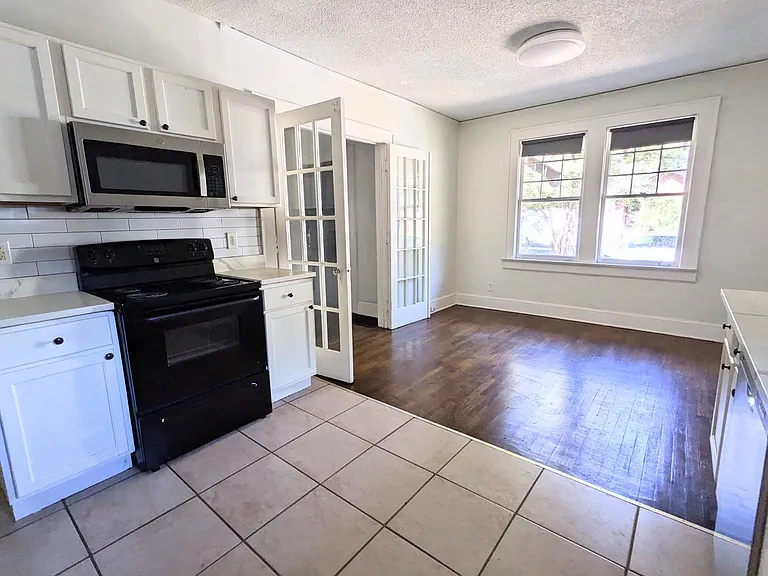 1424 Hartford Ave SW — Photo 12