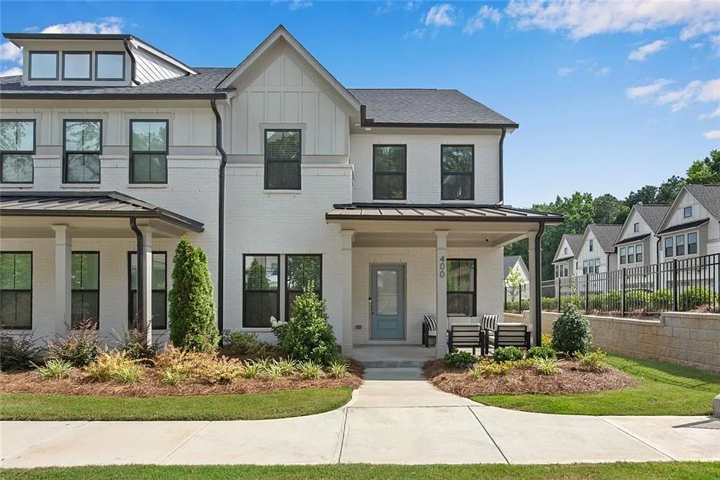 3 bed, 3.5 bath, 2399 sqft, $3,650 — Photo 1