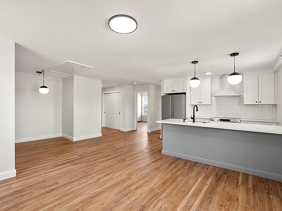 5th image of 36 Evarts St #1