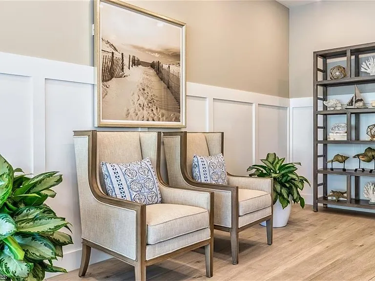 5501 Heron Point Dr #501 — Photo 21