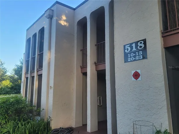 518 Orange Dr APT 10, Altamonte Springs, FL 32701