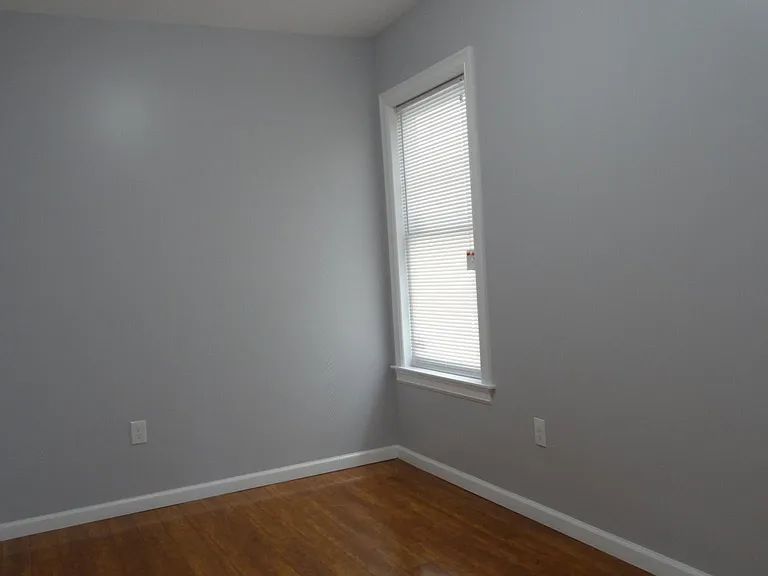 44 Charles St #5 — Photo 5