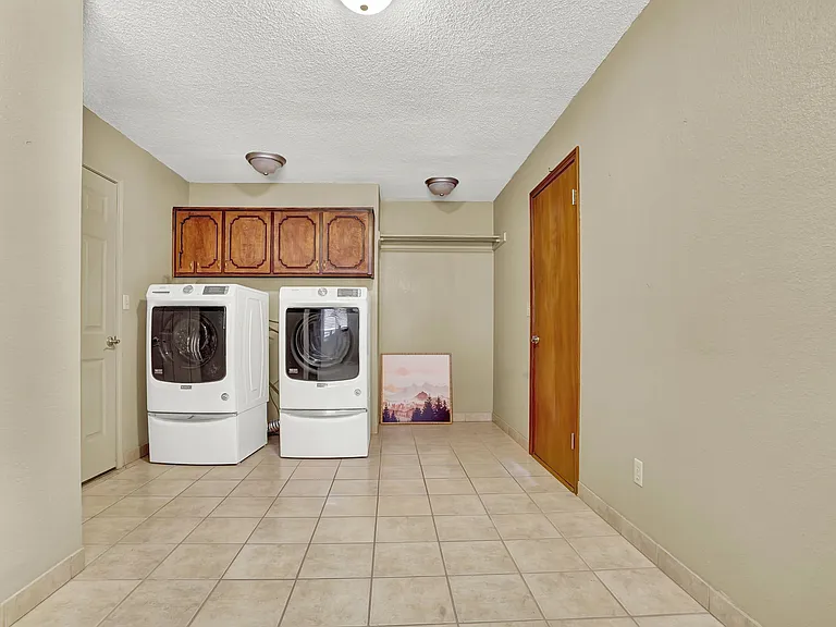 6004 Pino Real Dr — Photo 32