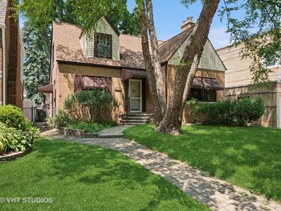 (Undisclosed Address), Chicago, IL, 60646