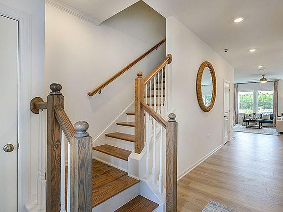 7th image of this home