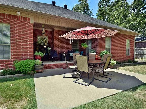5th image of 5140 Park Place Dr