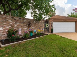 6903 Clee Ln, Spring, TX 77379