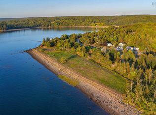 869 Highway 1, Smiths Cove, NS B0S 1S0