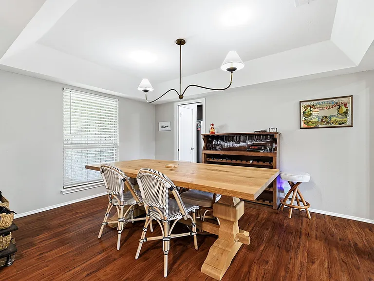 14002 Fairoak Xing — Photo 5