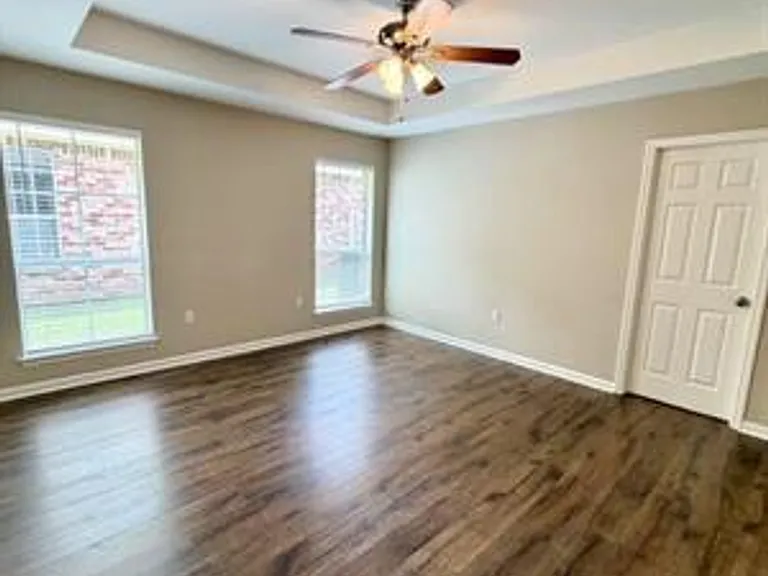 4126 Stumberg Ln — Photo 17