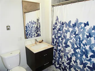 Rented by R New York