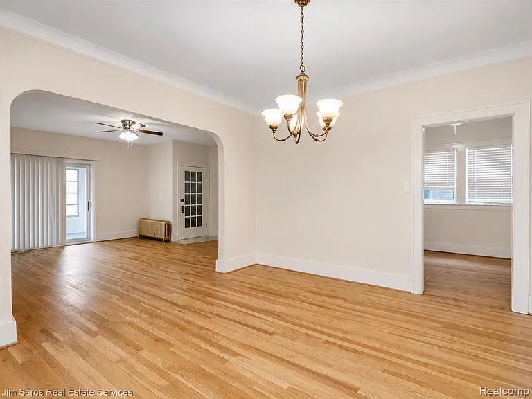 1100 Beaconsfield Ave #1100 — Photo 7