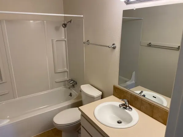 Aquarius Apartments, 2120 NW Tyler Ave #11, Corvallis, OR 97330