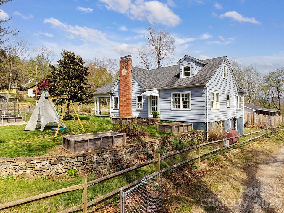 1st image of 318 Stonewall Ave
