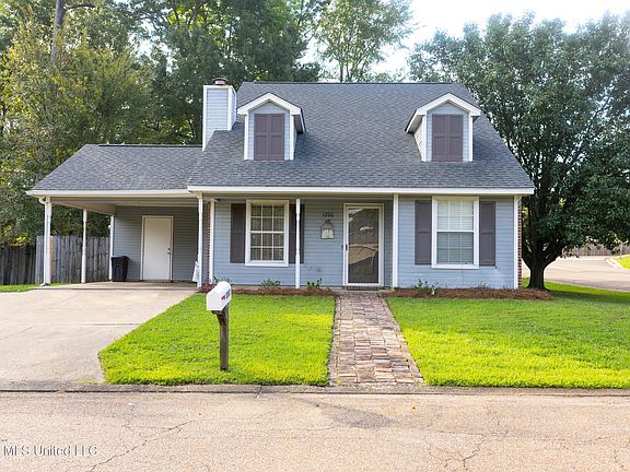 2nd image of 1200 Barnett Bend Cir