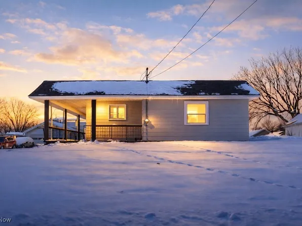 319 26th St SE, Massillon, OH 44646