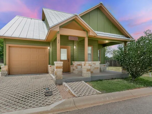 510 Mueller St #27, Fredericksburg, TX 78624