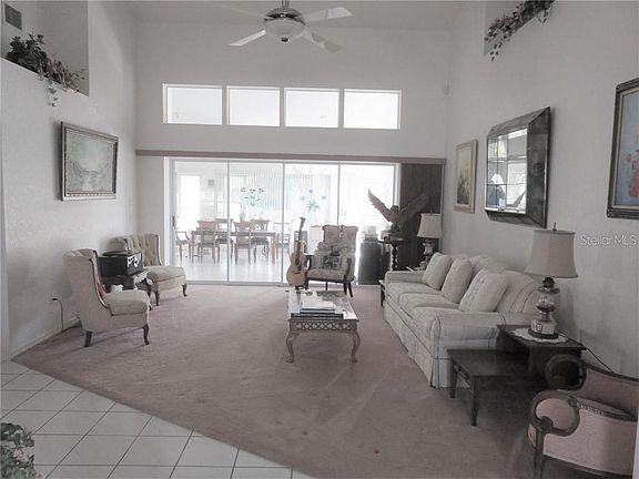 4th image of 1056 Torgerson St