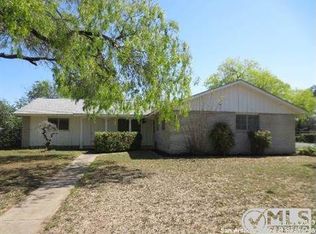 7426 Dumbarton Dr, San Antonio, TX 78223