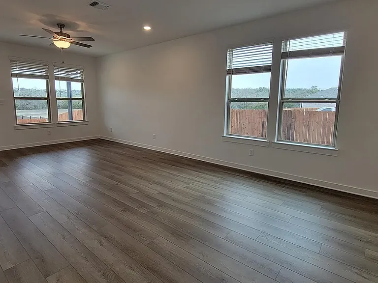 465 Bristlecone Bnd — Photo 6
