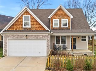 157 Willow Creek Dr, Soddy Daisy, TN 37379