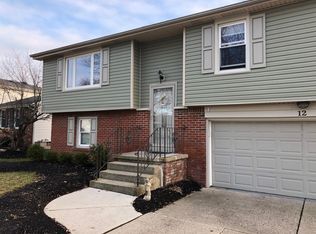 12 Mapleleaf Dr, Buffalo, NY 14221