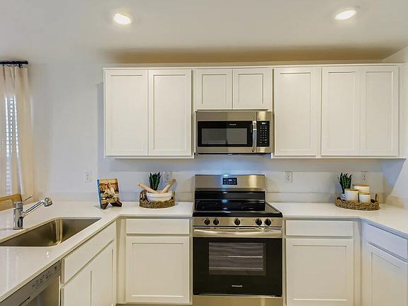 3rd image of 36216 W MEDITERRANEAN Way