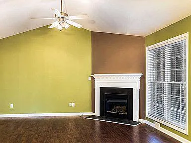 353 Spring Meadows Dr — Photo 5