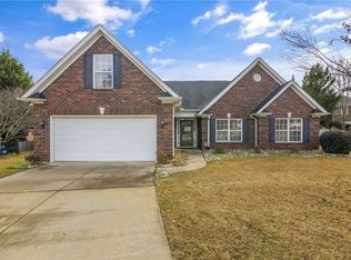 624 Ashley Commons Ct, Greer, SC 29651