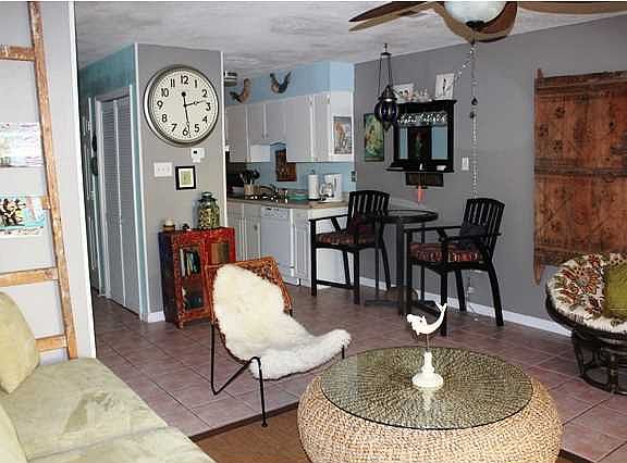 2nd image of 1432 Bahia Dr #C