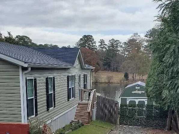 259 Lakeshore Dr, Jackson, GA 30233