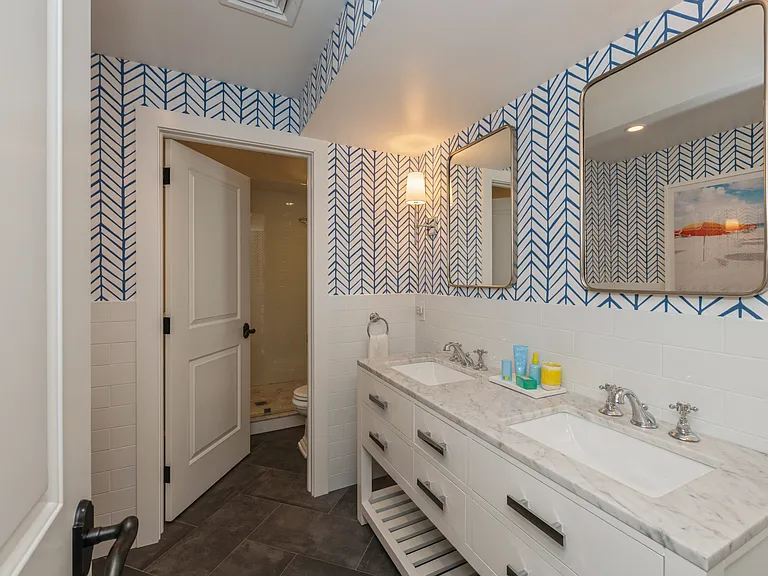 32 Denison Rd — Photo 21