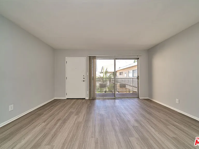 835 S Norton Ave #15 — Photo 15