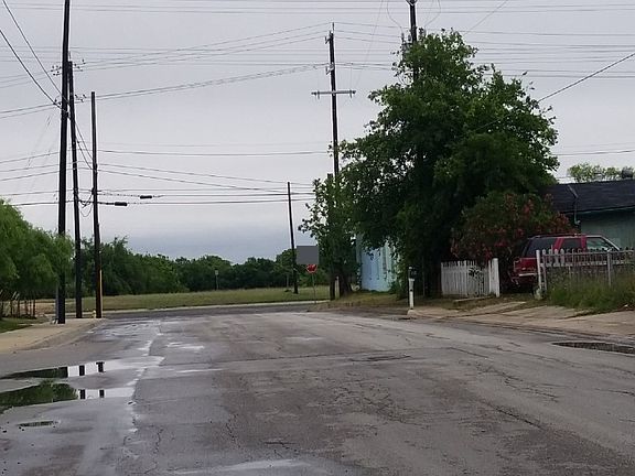 5th image of 122 W Ansley Blvd