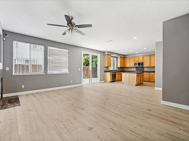5457 Shennecock Way — Photo 5