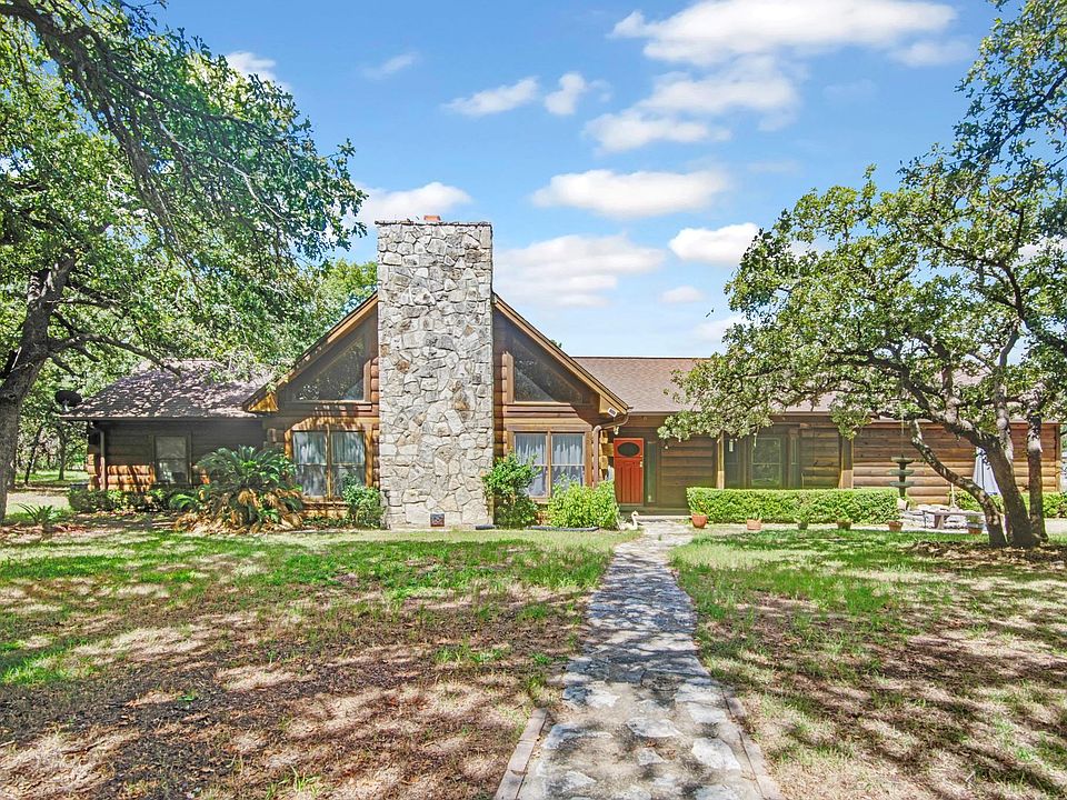 105 Omalley Dr, Floresville, TX 78114 | MLS #81010588 | Zillow