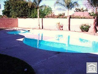 4th image of 9658 Blanchard Ave