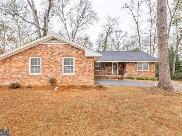 114 Skyway Dr, Warner Robins, GA 31088