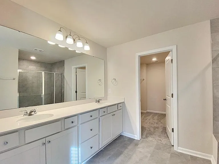 395 Glen Clova Dr — Photo 17
