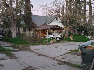 1415 G St, Rio Linda, CA 95673