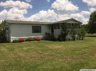 3043 Old Big Cove Rd, Owens Cross Roads, AL 35763