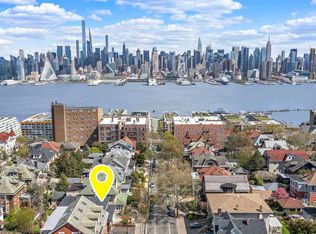 34 Columbia Ter, Weehawken, NJ 07086
