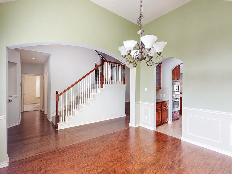 6925 Cattle Dr — Photo 48