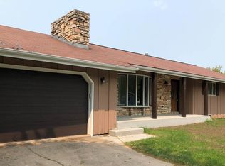 912 Olympic St, Kingsford, MI 49802