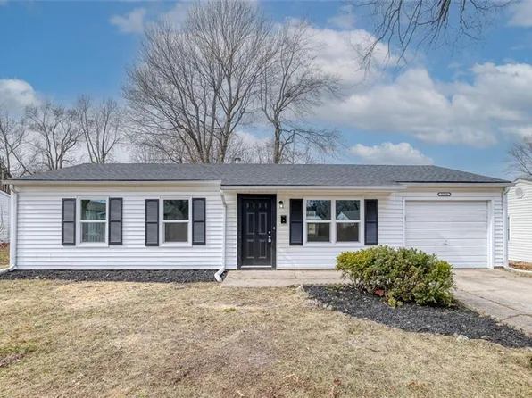 1114 N Swope Dr, Independence, MO 64056