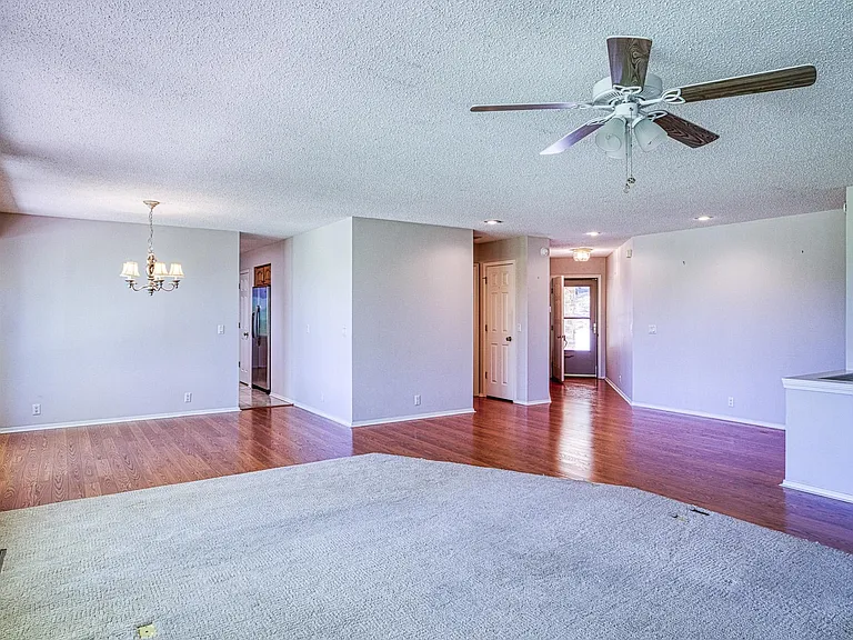 46 Acceso Cir — Photo 30