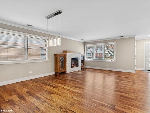2nd image of 640 N Kaspar Ave