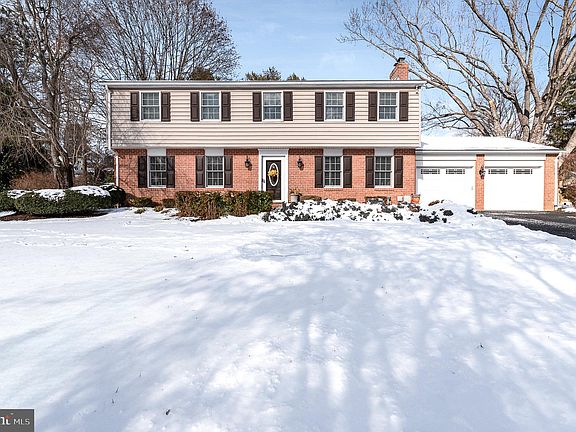 4th image of 1500 Dundee Ct