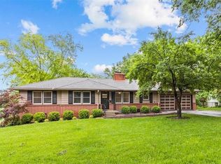 9007 Holmes Rd, Kansas City, MO 64131