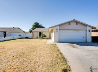 194 N 22nd St, El Centro, CA 92243